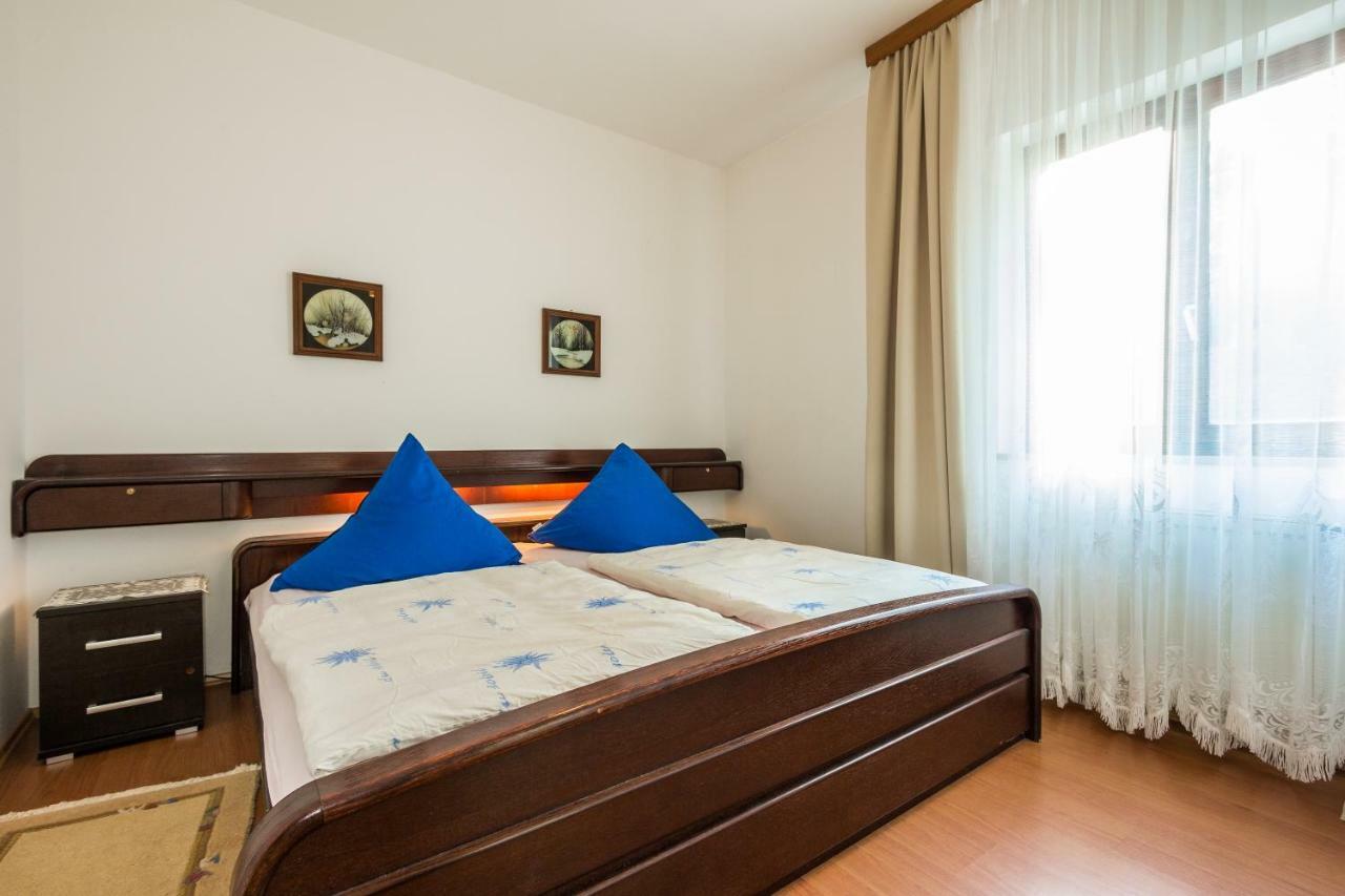 Apartment Nevija E Natale Opric Bagian luar foto